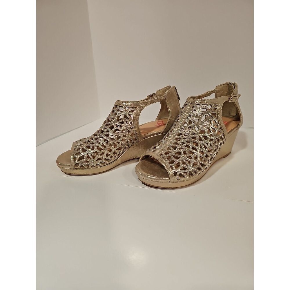 GB Lanie-Girl Rhinestone Detailed Dress Wedge Gold 4M